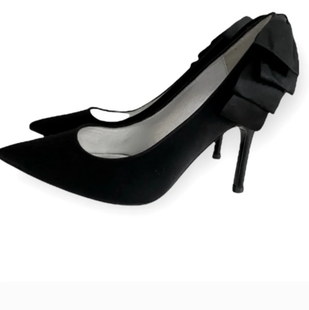 NINA New York Black Satin leather Stiletto heels